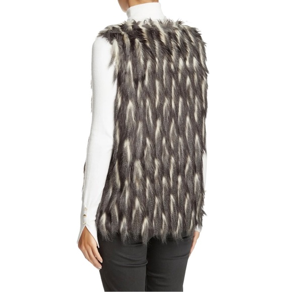 Romeo and Juliet Couture Faux Fur Jacket - White - Picture 2 of 6